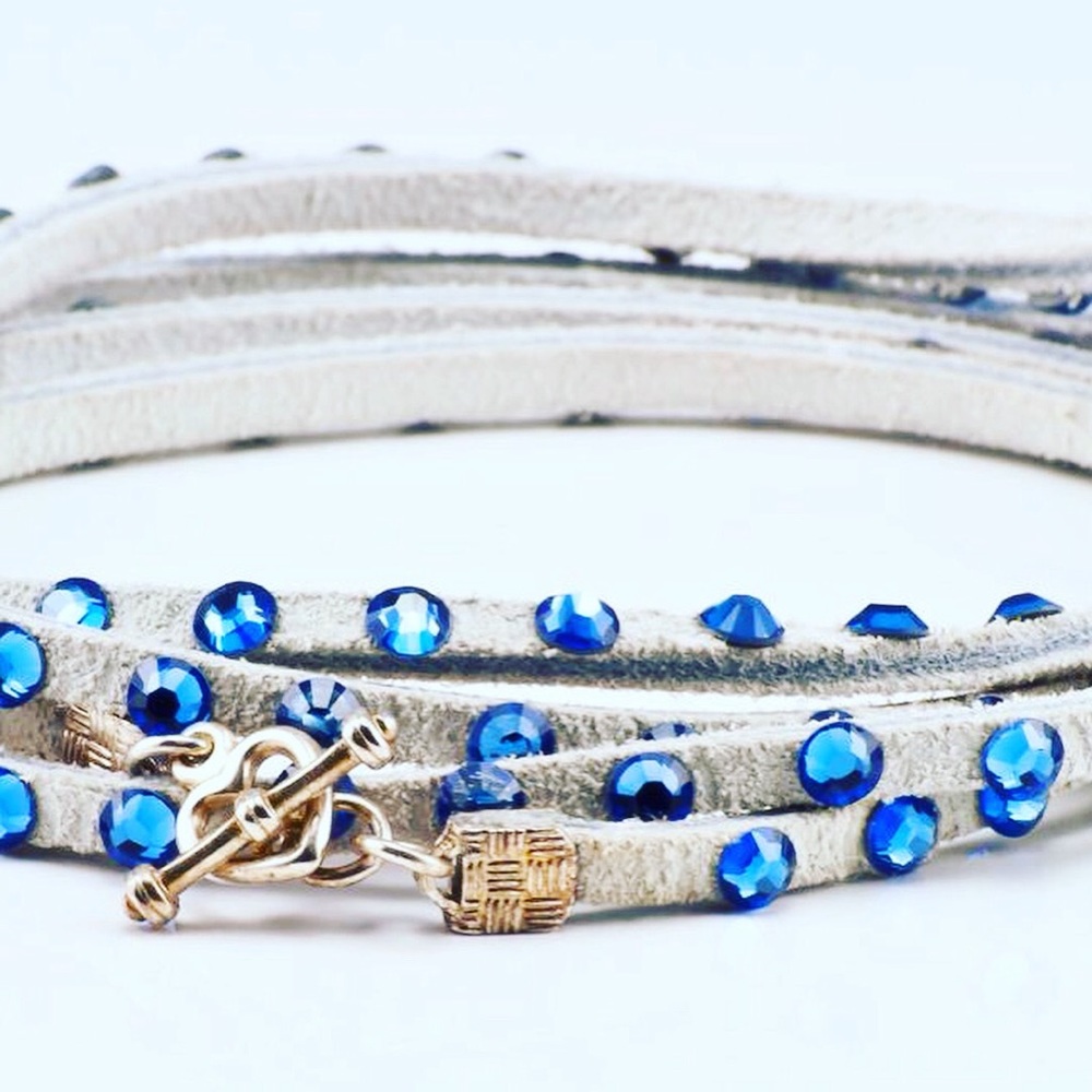 Swarovski Crystal 5 Wrap leather bracelet